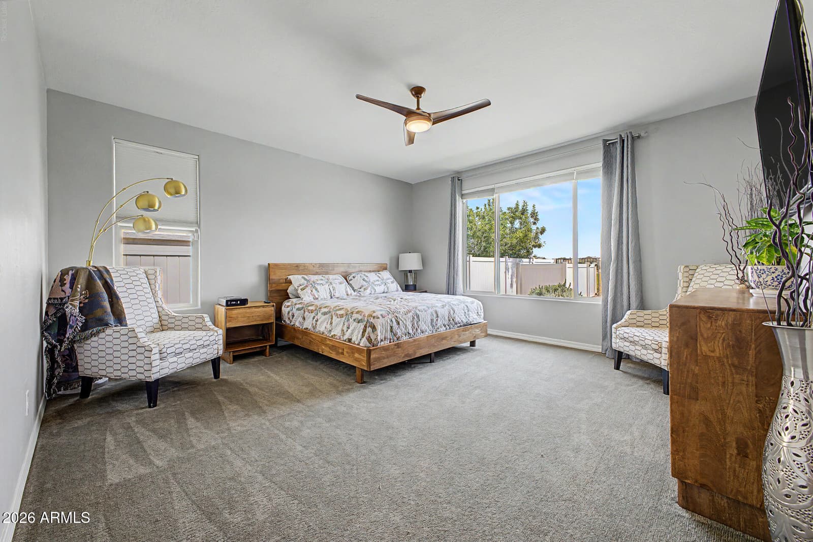 6325 S 24TH Place, Phoenix, AZ 85042 — photo 15 of 47