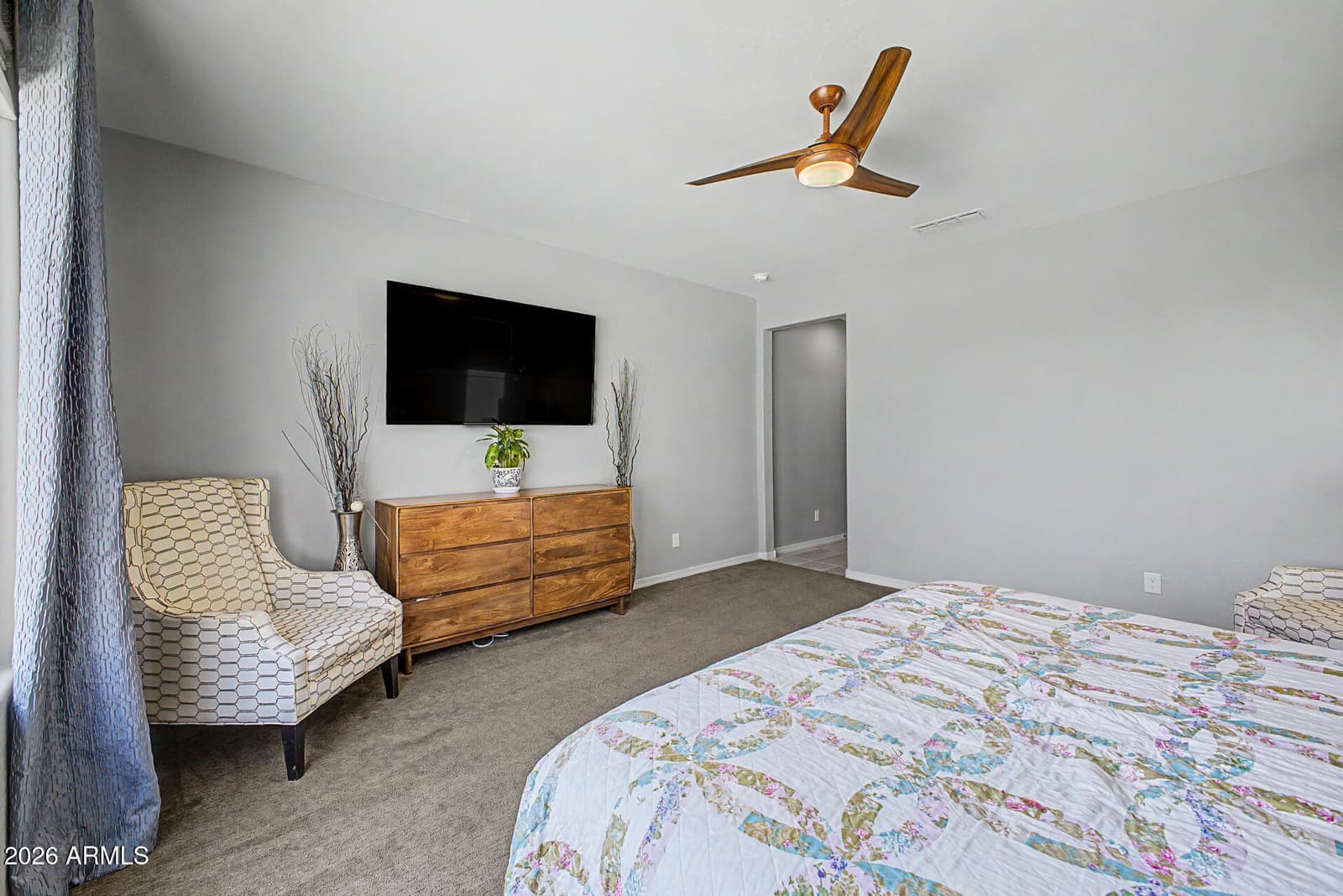 6325 S 24TH Place, Phoenix, AZ 85042 — photo 17 of 47