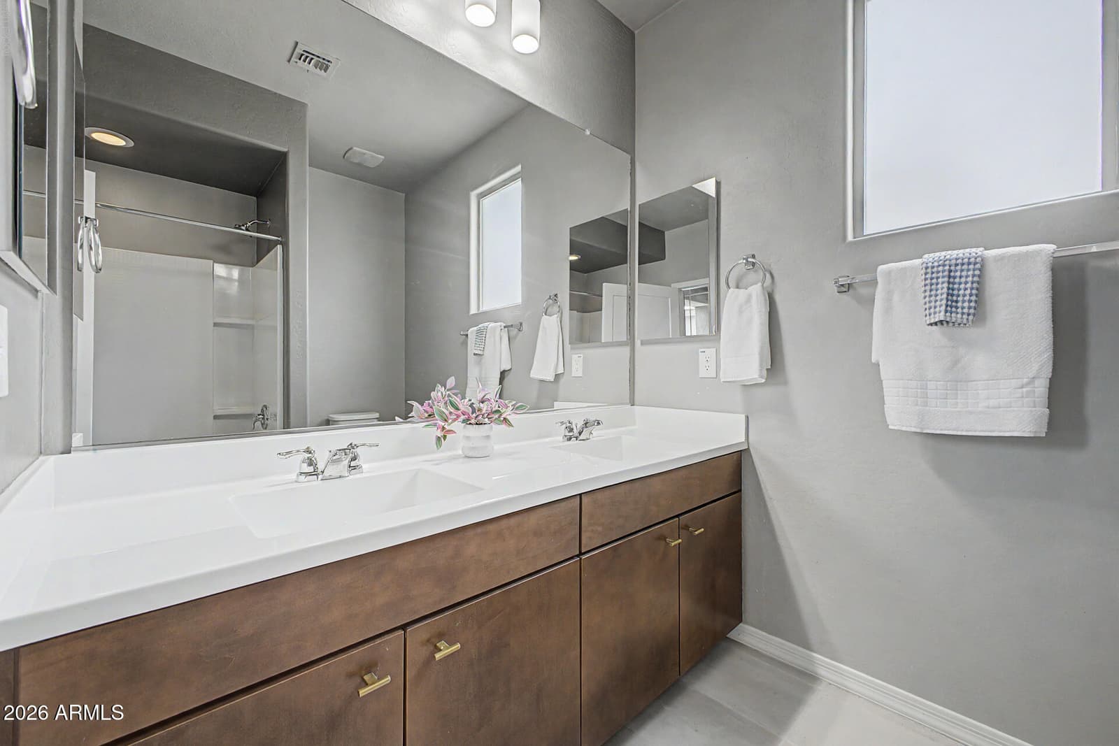6325 S 24TH Place, Phoenix, AZ 85042 — photo 25 of 47