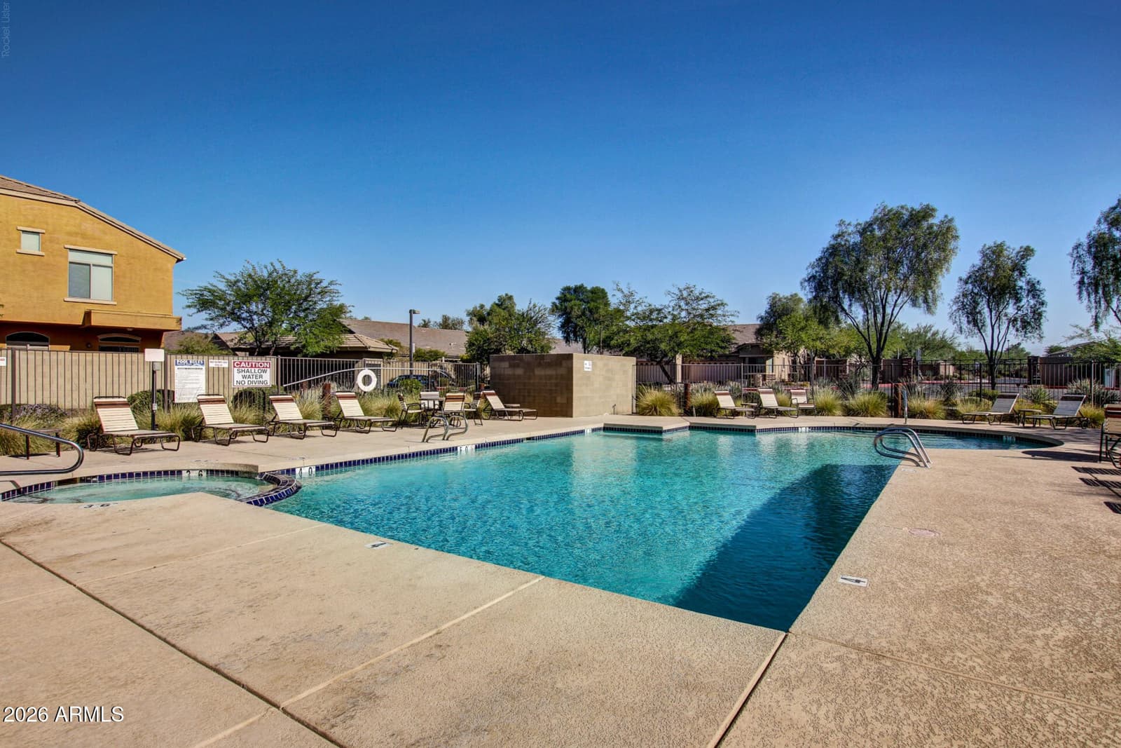 2725 E MINE CREEK Road 1072, Phoenix, AZ 85024 — photo 55 of 69
