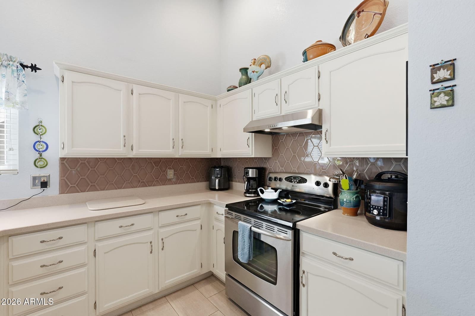 5712 E FAIRBROOK Street, Mesa, AZ 85205 — photo 11 of 35