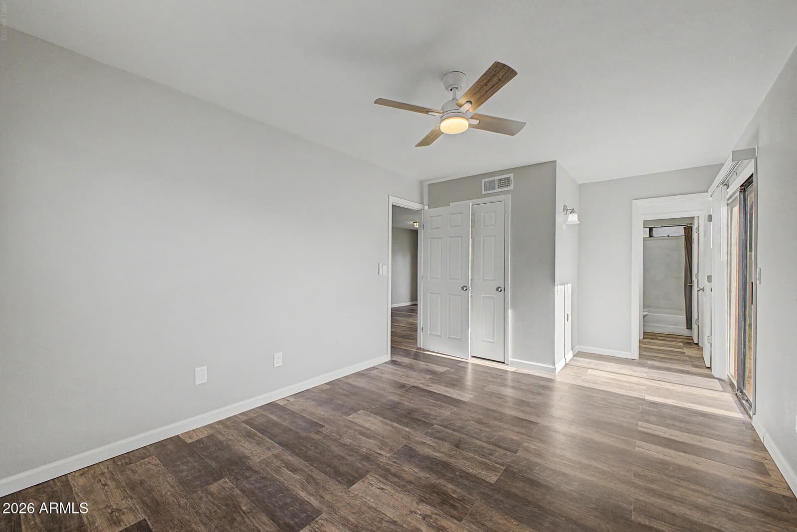 2824 E Waltann Lane 4, Phoenix, AZ 85032 — photo 11 of 32