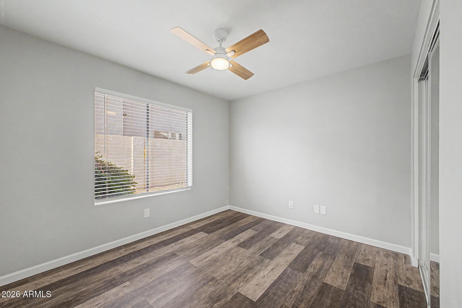 2824 E Waltann Lane 4, Phoenix, AZ 85032 — photo 15 of 32