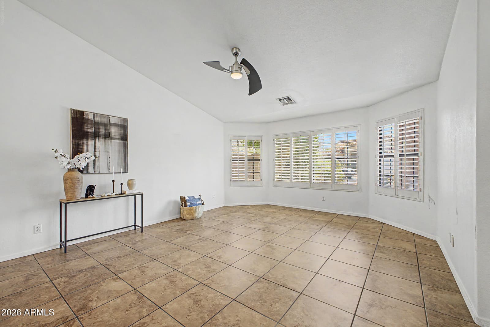 233 N Cottonwood Drive, Gilbert, AZ 85234 — photo 10 of 48