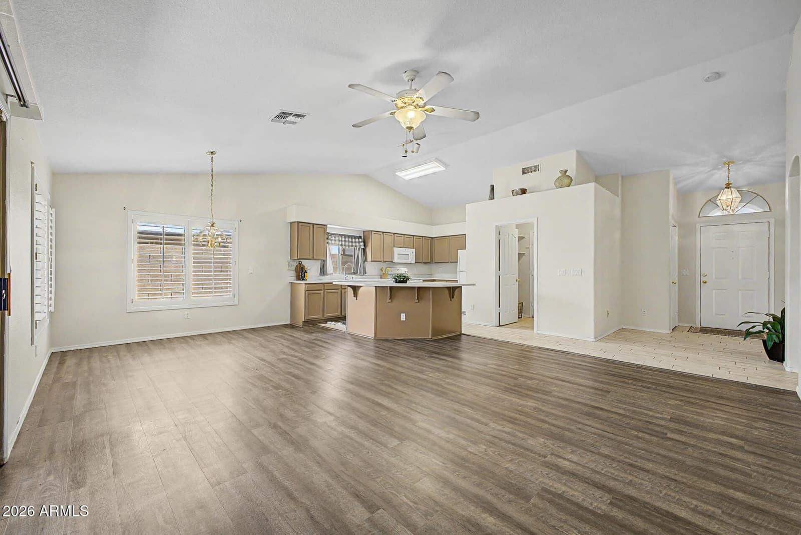 15654 N ULRICH Way, Surprise, AZ 85374 — photo 5 of 27
