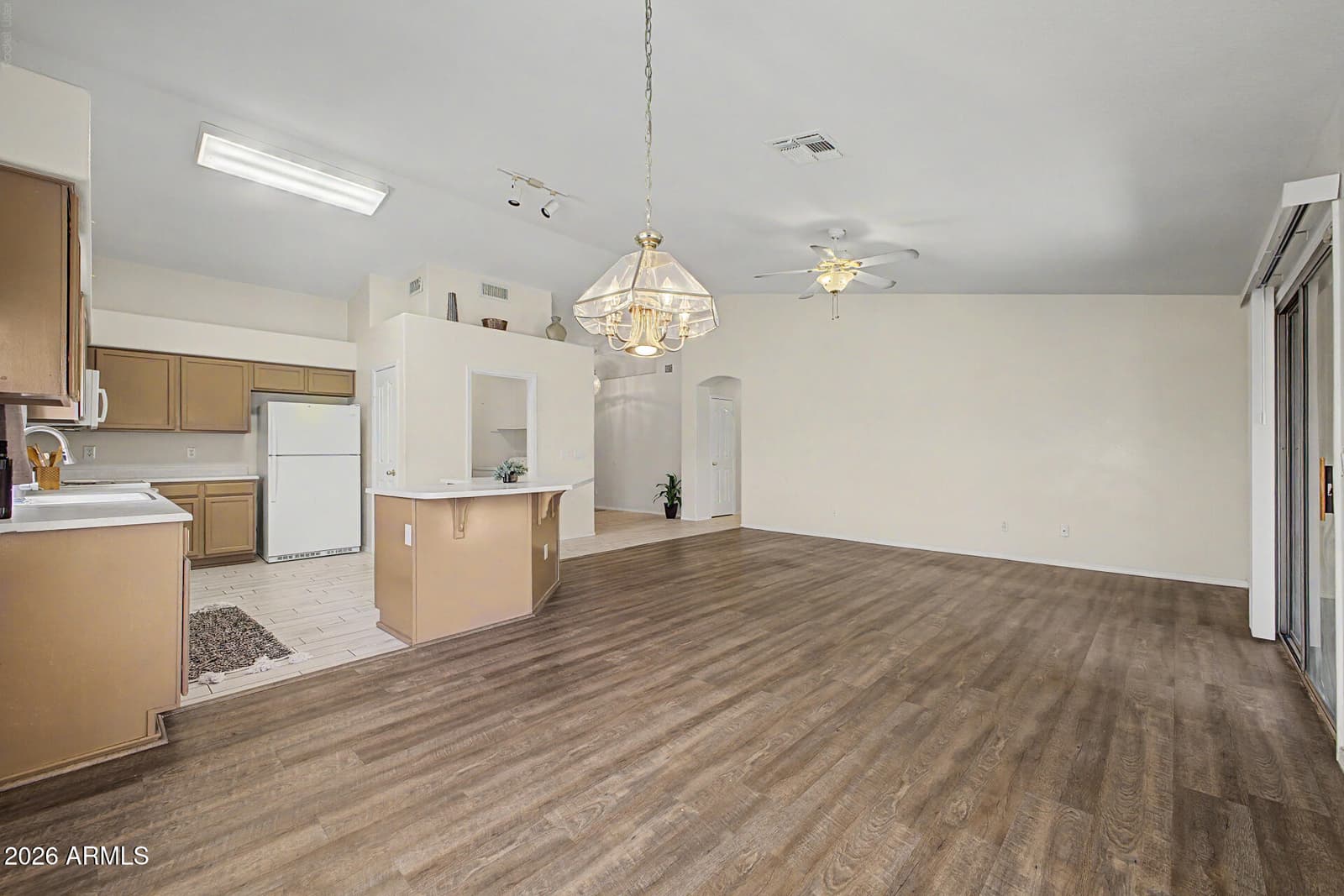 15654 N ULRICH Way, Surprise, AZ 85374 — photo 7 of 27