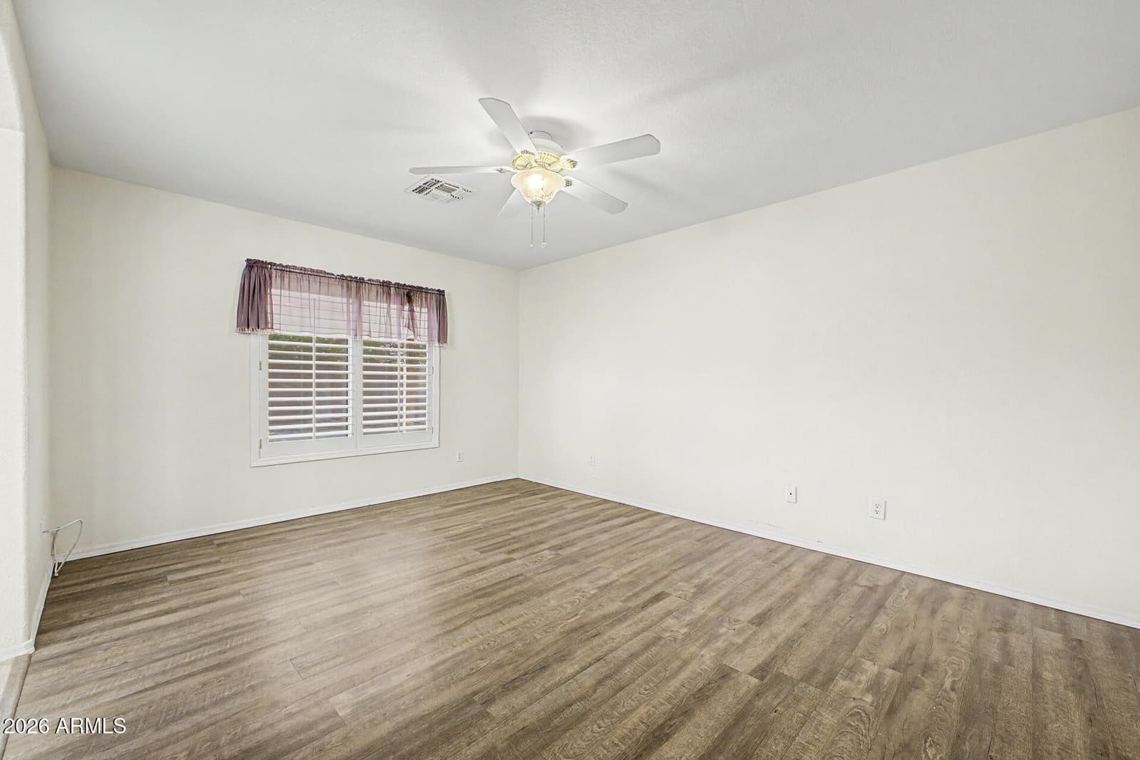 15654 N ULRICH Way, Surprise, AZ 85374 — photo 11 of 27