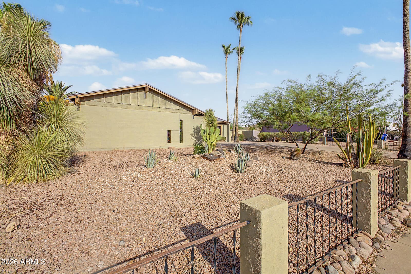 15031 N 21ST Street, Phoenix, AZ 85022 — photo 7 of 28