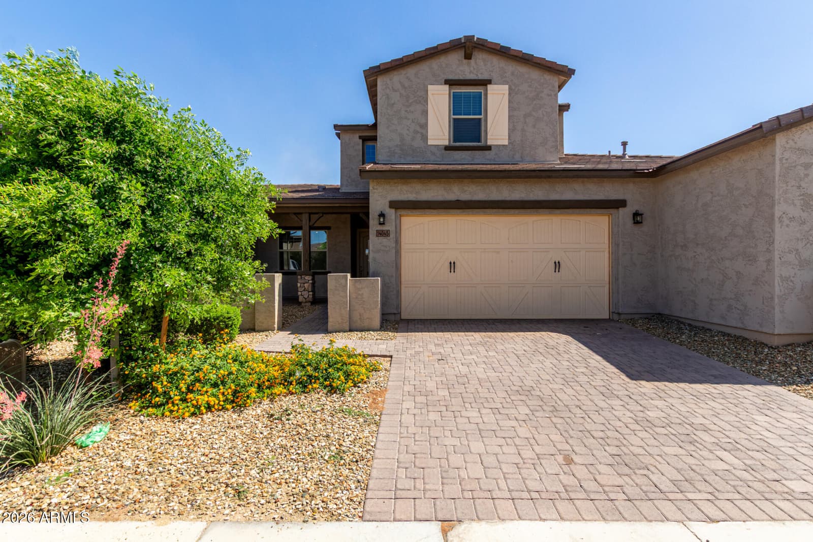 14045 W DESERT FLOWER Drive, Goodyear, AZ 85395 — photo 4 of 37