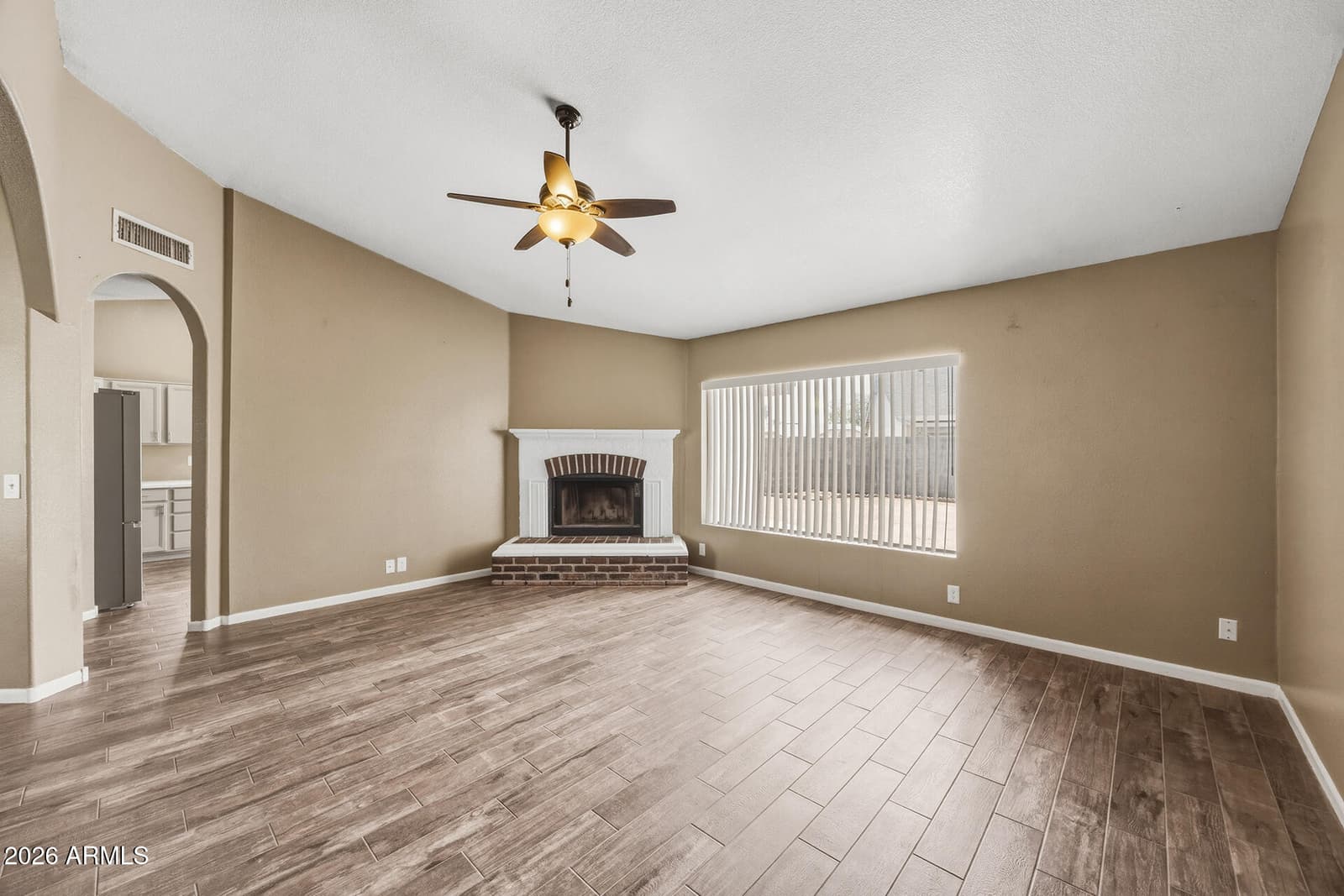 10243 W READE Avenue, Glendale, AZ 85307 — photo 2 of 24