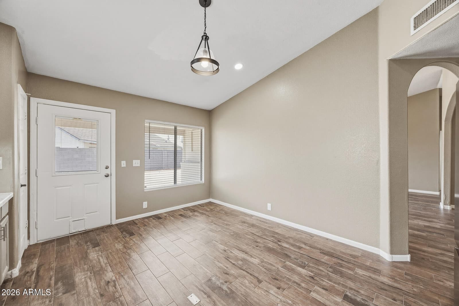 10243 W READE Avenue, Glendale, AZ 85307 — photo 11 of 24
