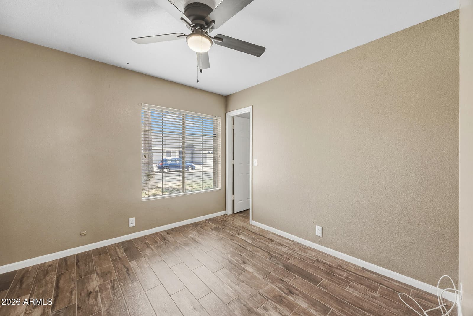 10243 W READE Avenue, Glendale, AZ 85307 — photo 14 of 24