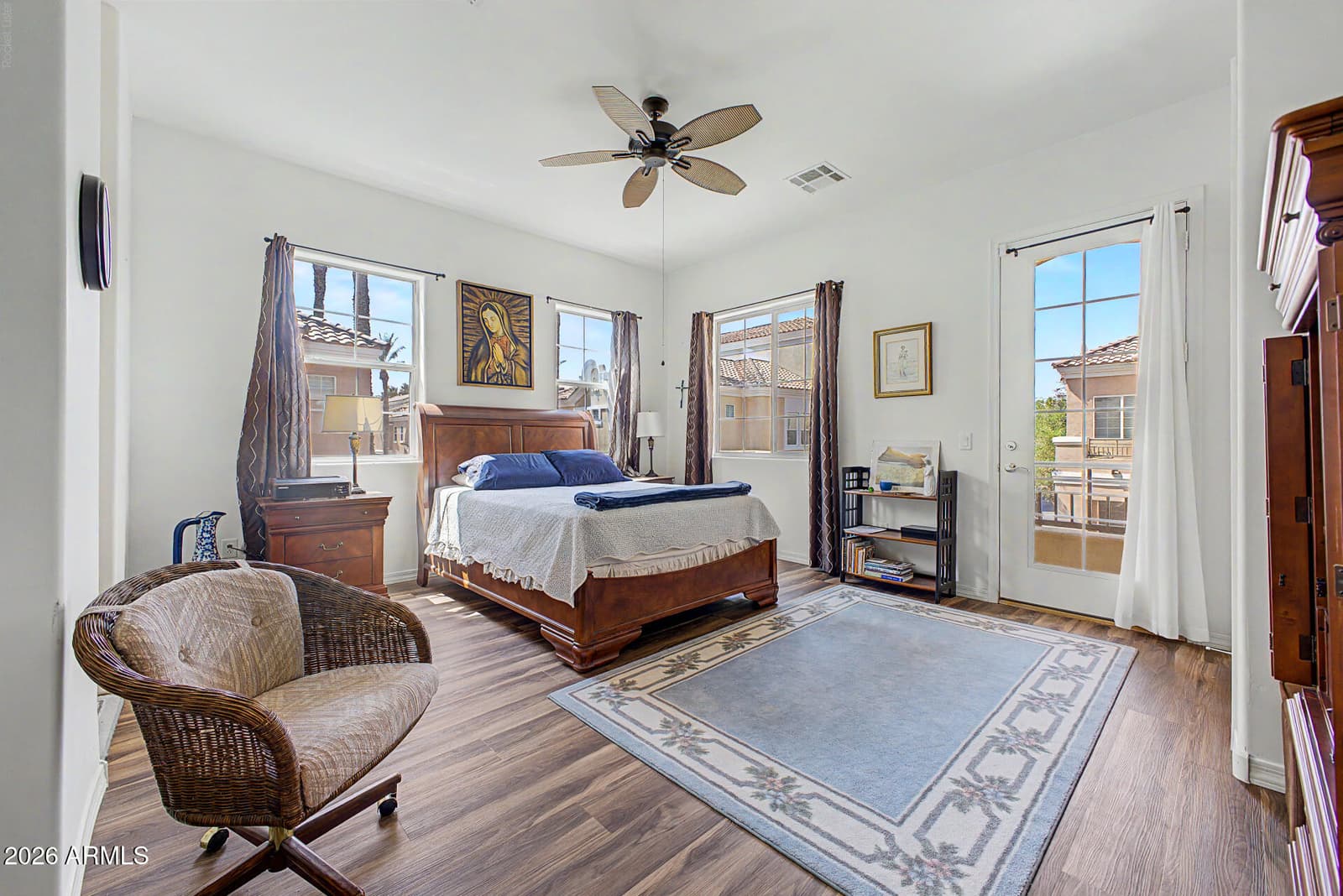 121 N CALIFORNIA Street 17, Chandler, AZ 85225 — photo 13 of 33