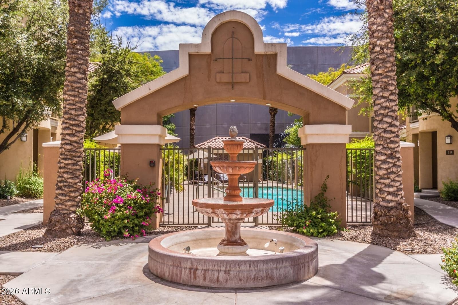 121 N CALIFORNIA Street 17, Chandler, AZ 85225 — photo 28 of 33