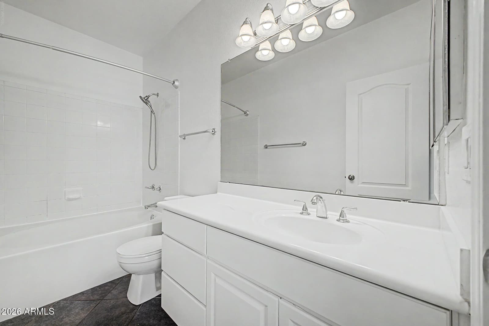 1411 E ORANGEWOOD Avenue 205, Phoenix, AZ 85020 — photo 17 of 41