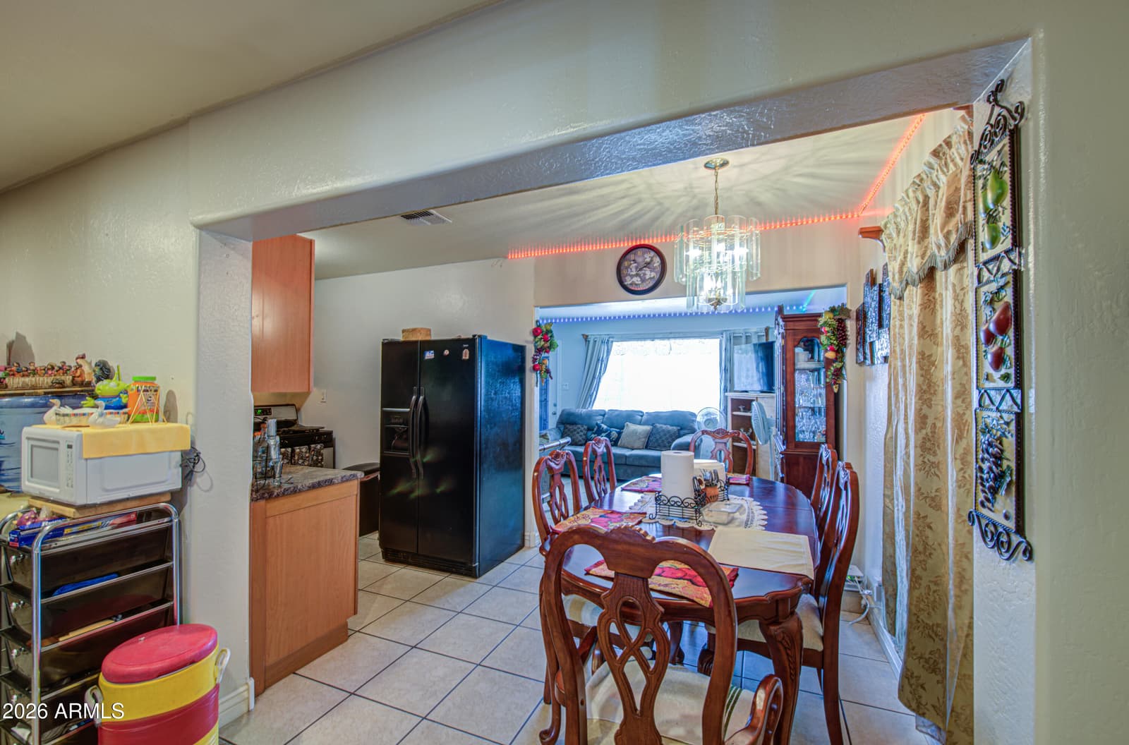 122 W GROVE Street, Phoenix, AZ 85041 — photo 11 of 39