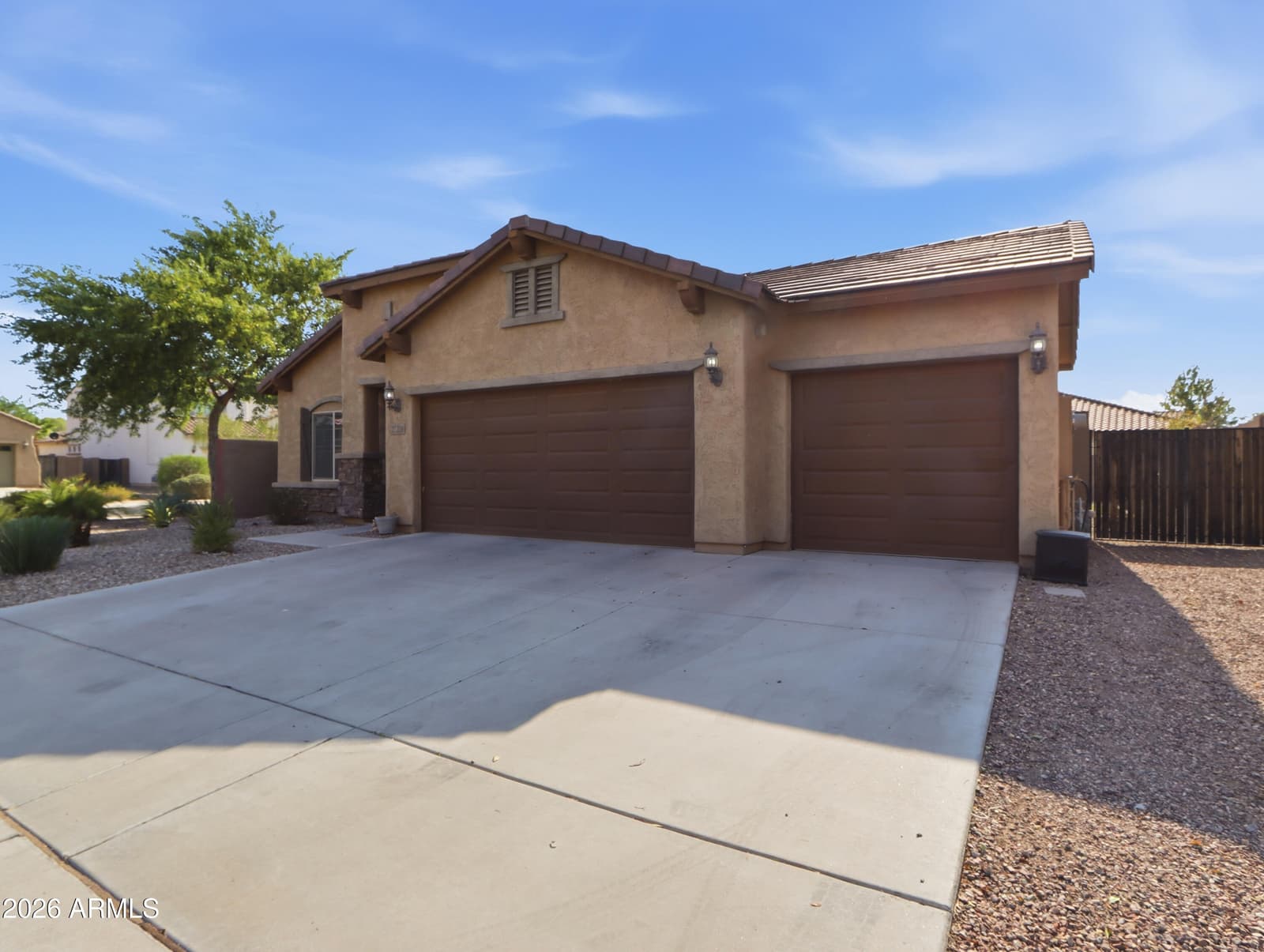 27228 N 174TH Lane, Surprise, AZ 85387 — photo 4 of 35
