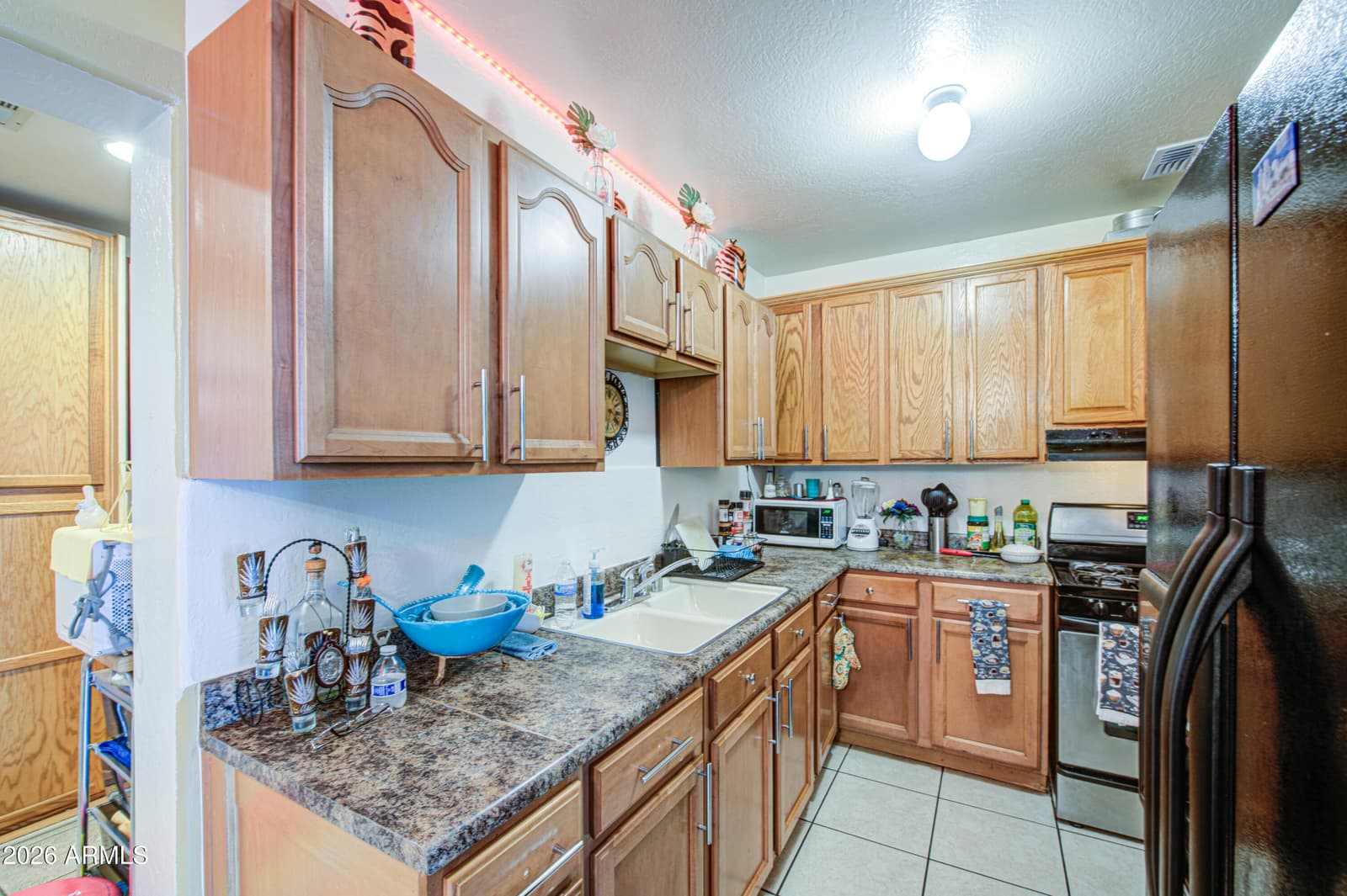 122 W GROVE Street, Phoenix, AZ 85041 — photo 16 of 39