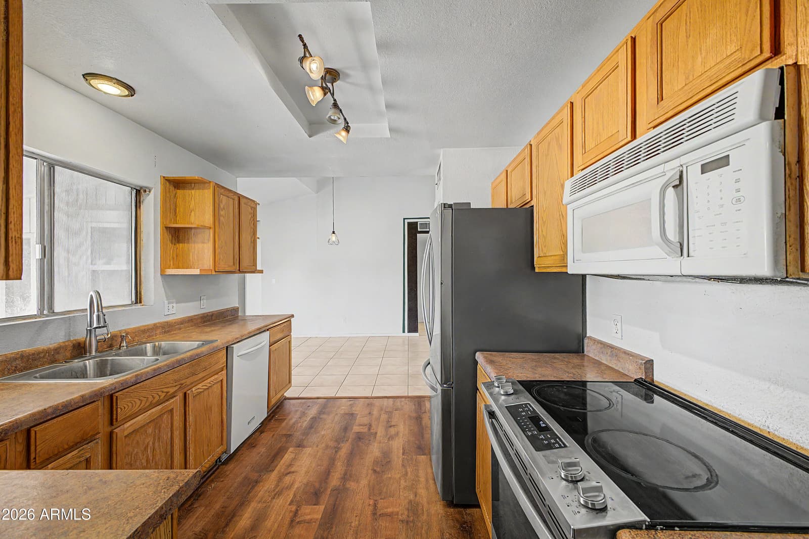 19214 N 47TH Lane, Glendale, AZ 85308 — photo 11 of 28