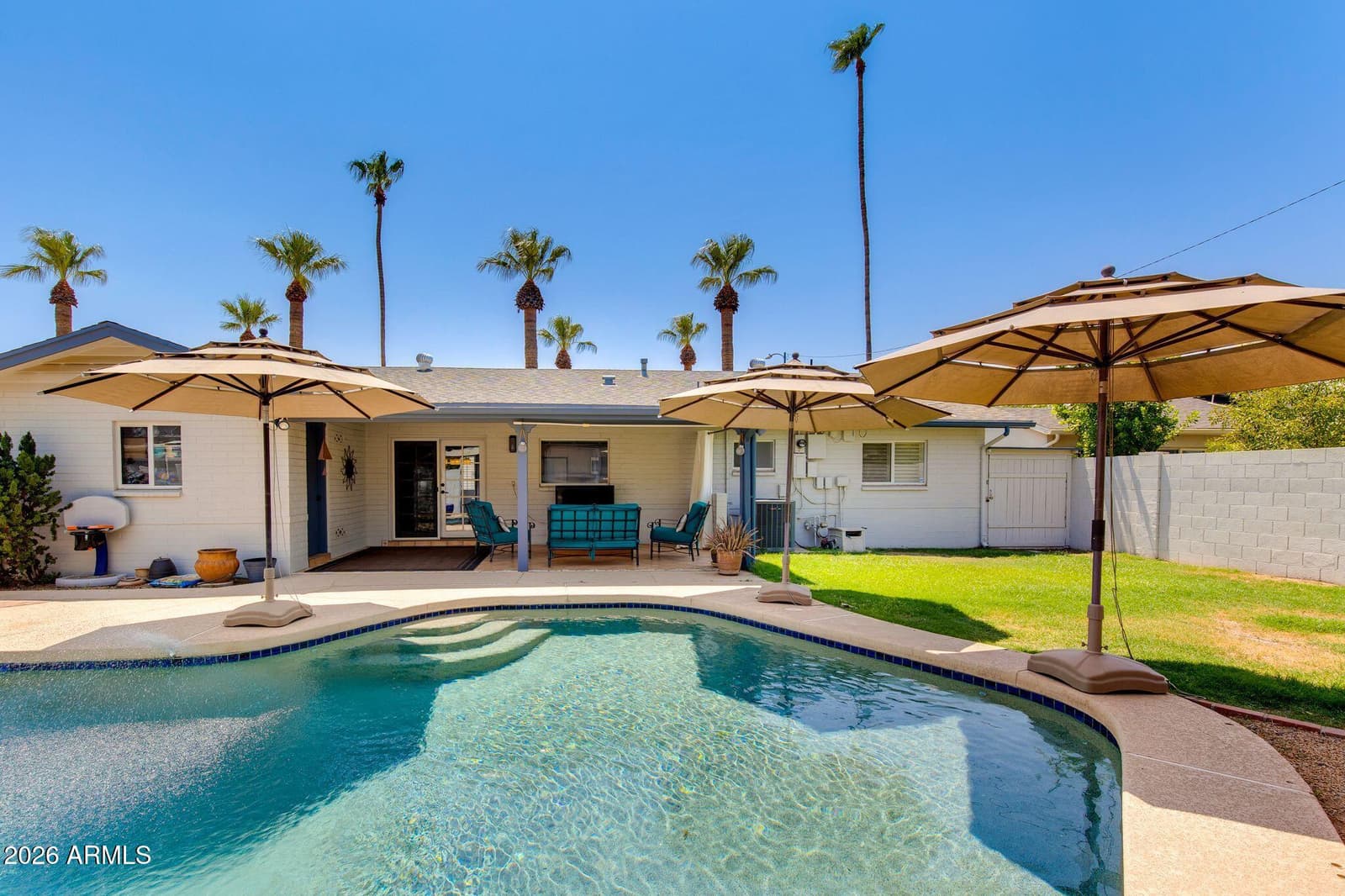 3418 E ROMA Avenue, Phoenix, AZ 85018 — photo 14 of 15