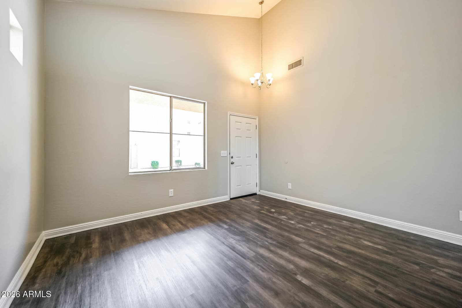 3044 W LOS GATOS Drive, Phoenix, AZ 85027 — photo 4 of 22
