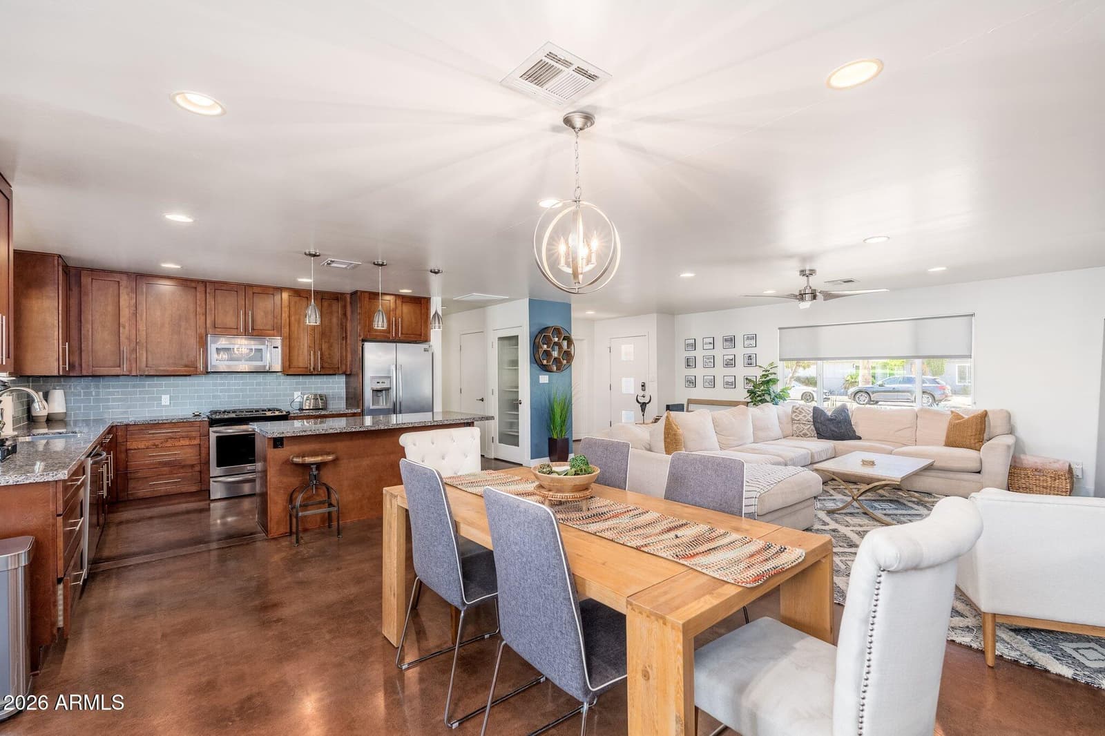 8426 E BONITA Drive, Scottsdale, AZ 85250 — photo 11 of 50