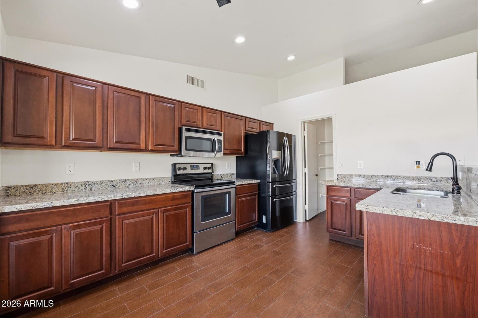 16206 S COUNTRY Place, Chandler, AZ 85225 — photo 4 of 22