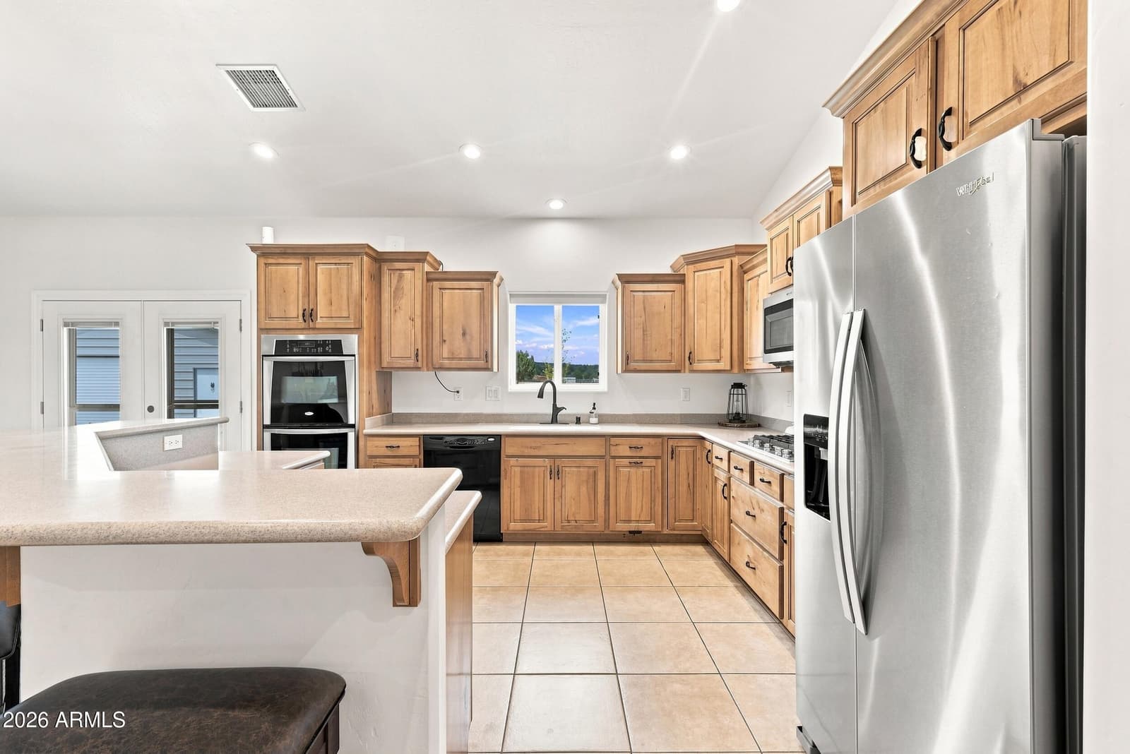 6534 JARDIN Drive, Show Low, AZ 85901 — photo 13 of 51