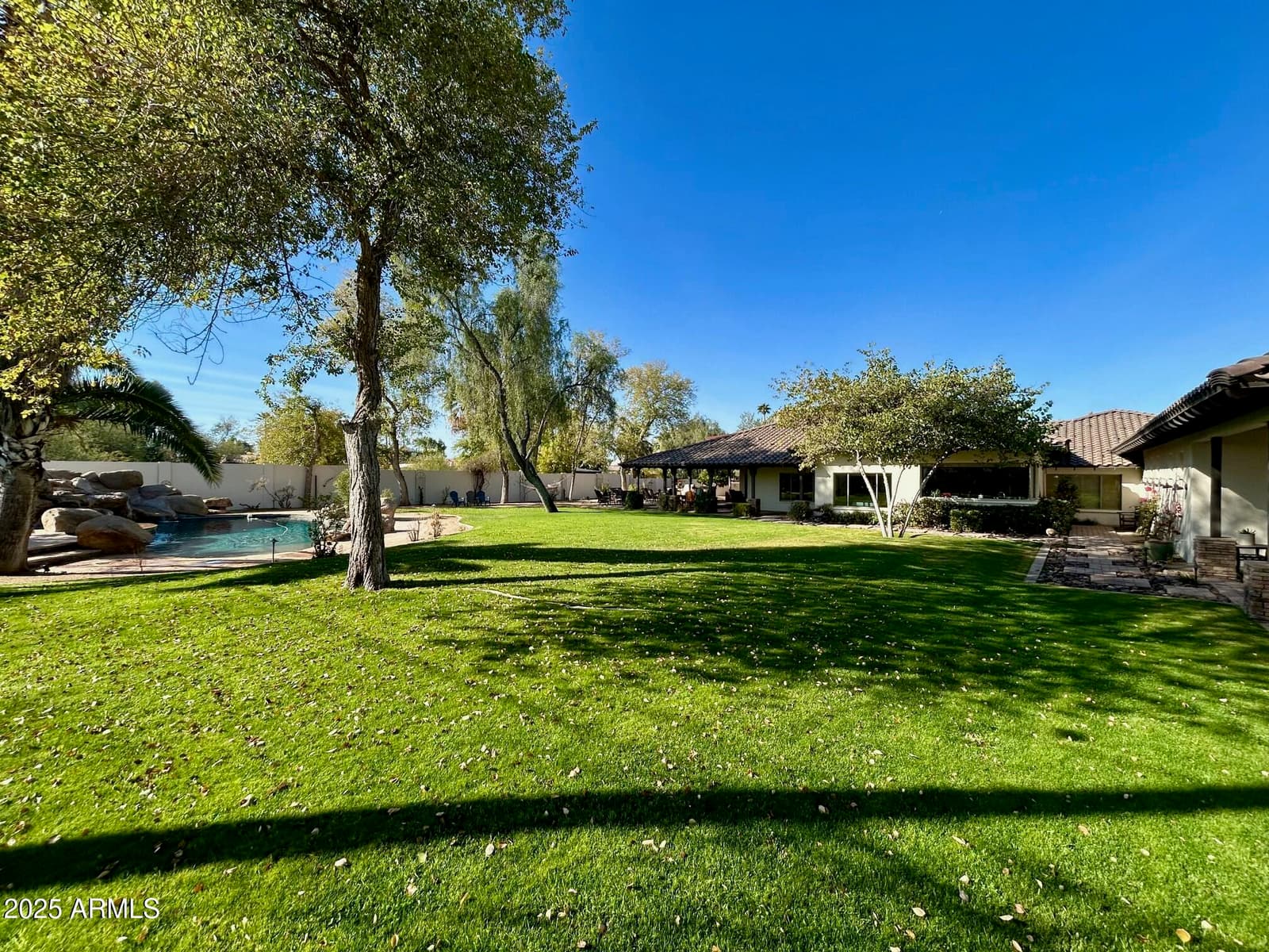 11021 N 74th Street, Scottsdale, AZ 85260 — photo 9 of 43
