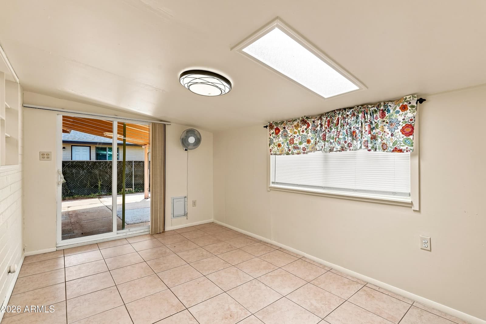 34 W KAYETAN Drive, Sierra Vista, AZ 85635 — photo 14 of 44
