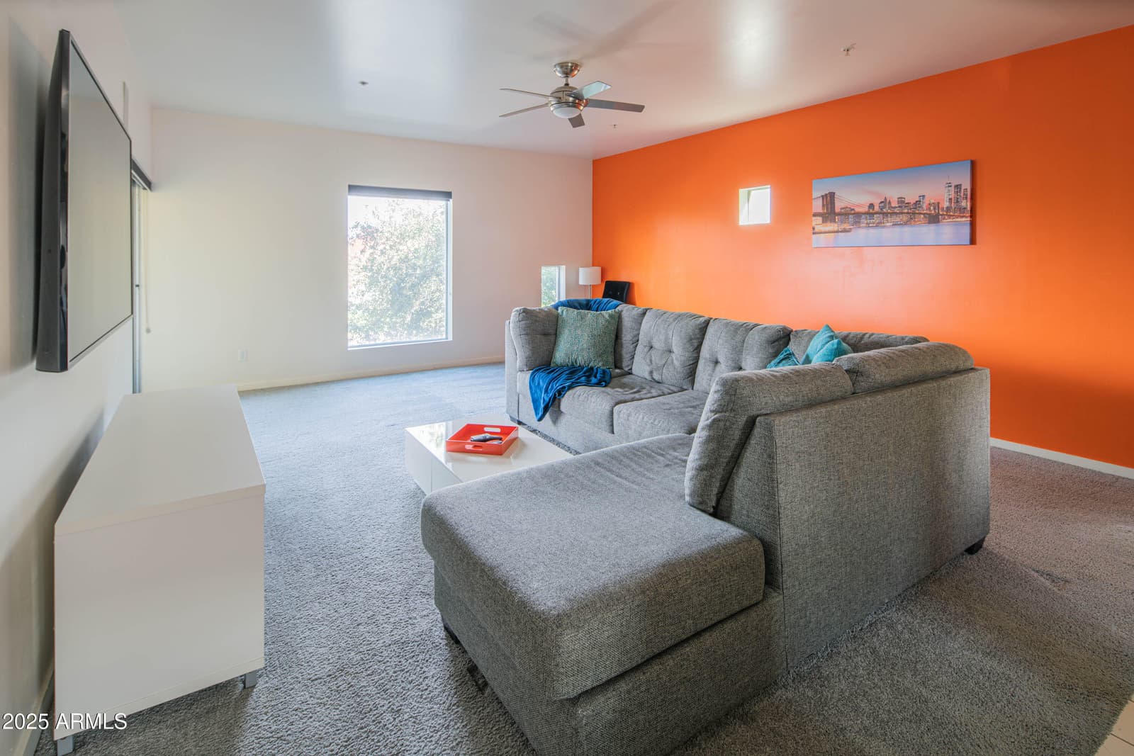 1111 W UNIVERSITY Drive 2012, Tempe, AZ 85281 — photo 3 of 40