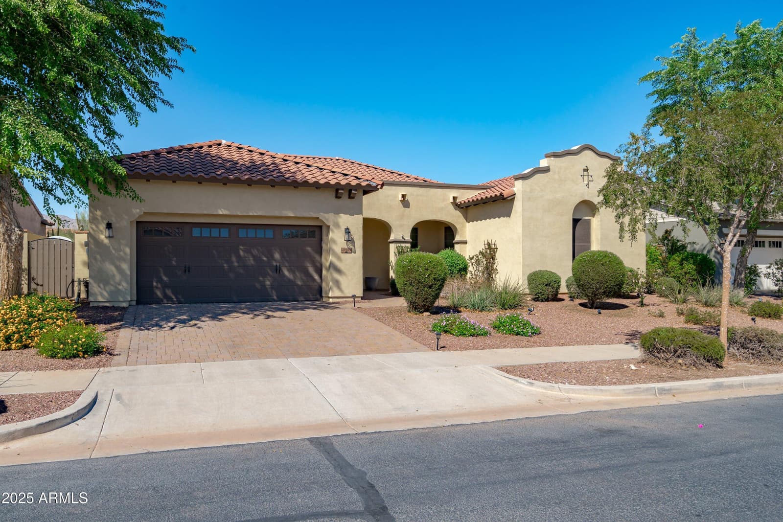 20486 W Ridge Road, Buckeye, AZ 85396 — photo 5 of 99