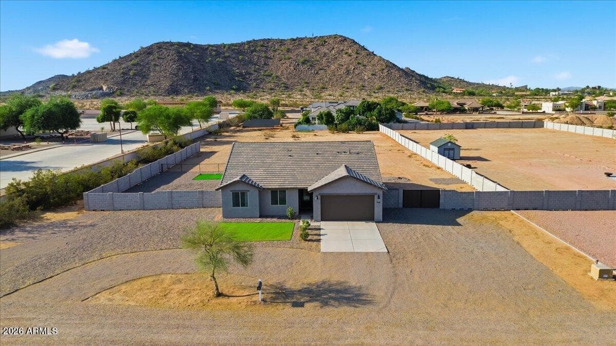 8584 W GINGER Trail, Casa Grande, AZ 85194 — photo 1 of 33