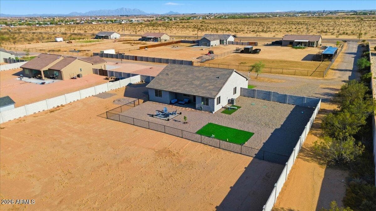 8584 W GINGER Trail, Casa Grande, AZ 85194 — photo 10 of 33