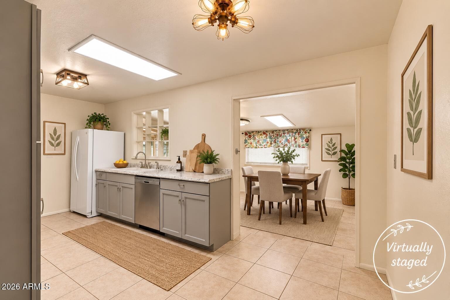 34 W KAYETAN Drive, Sierra Vista, AZ 85635 — photo 7 of 44