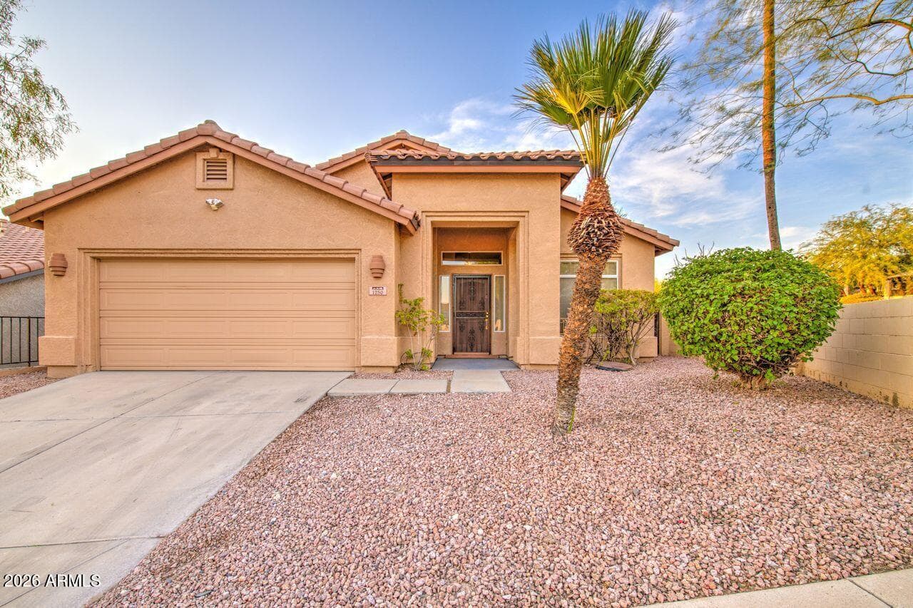 1250 E Captain Dreyfus Avenue, Phoenix, AZ 85022 — photo 2 of 46