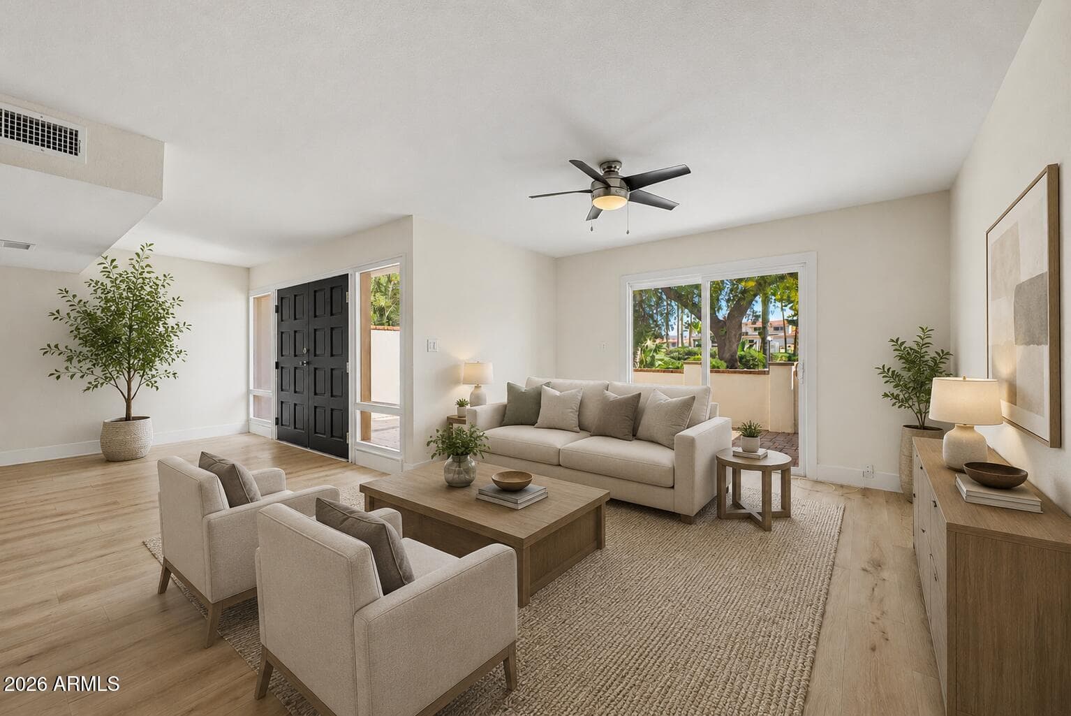 7921 E SAN MIGUEL Avenue 1, Scottsdale, AZ 85250 — photo 4 of 21