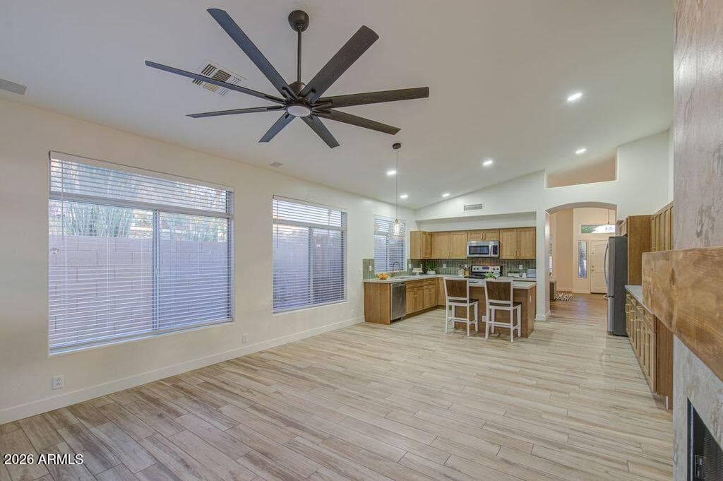 1250 E Captain Dreyfus Avenue, Phoenix, AZ 85022 — photo 18 of 46