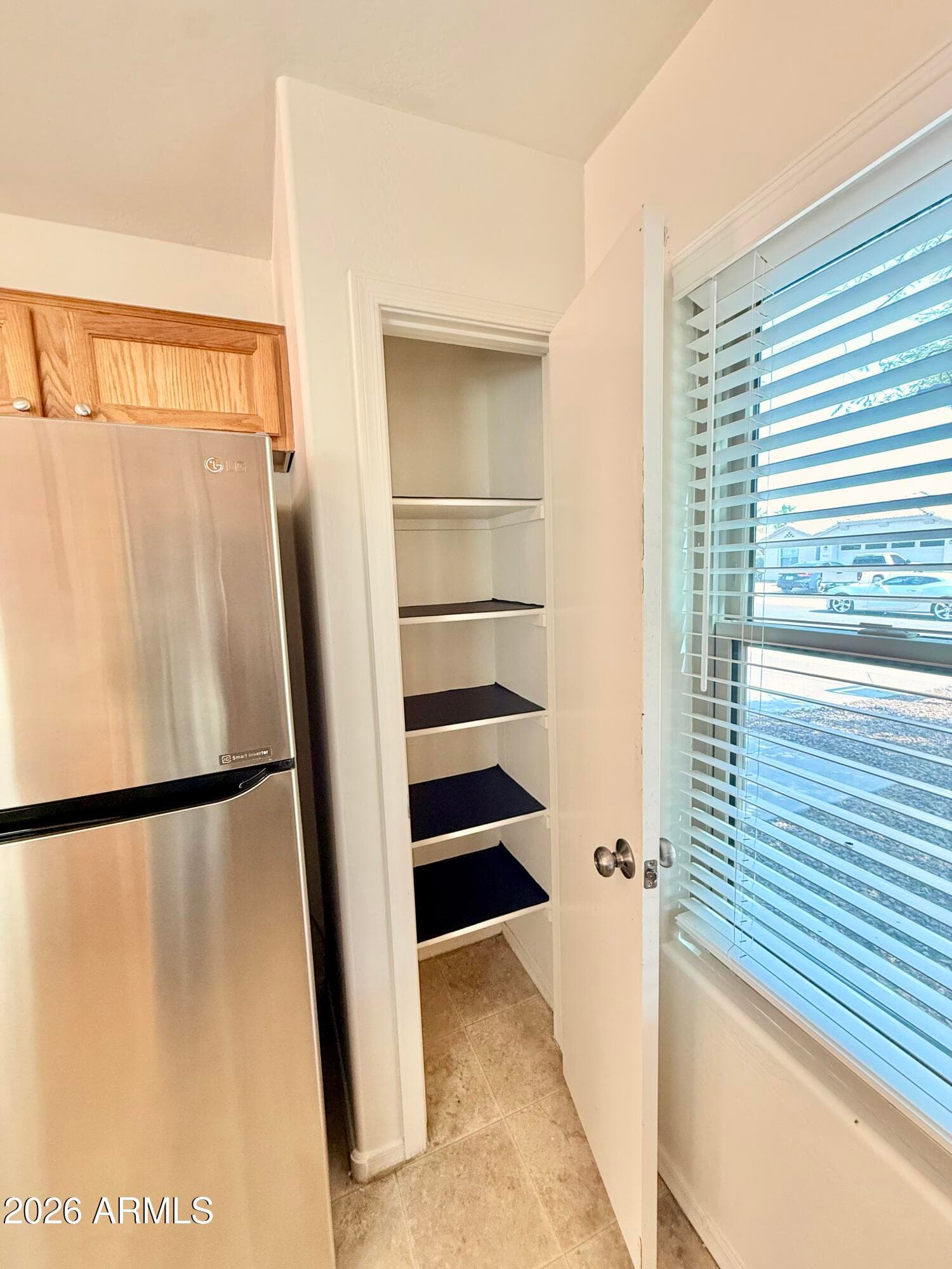 1614 W LA SALLE Street, Phoenix, AZ 85041 — photo 6 of 27