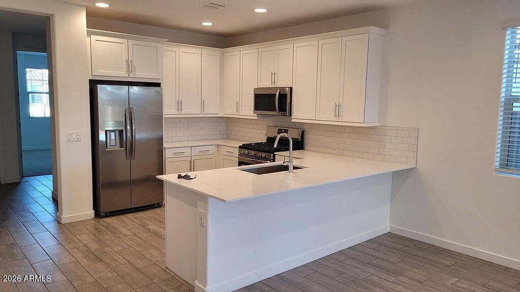 73 E Capricorn Way, Chandler, AZ 85249 — photo 2 of 3