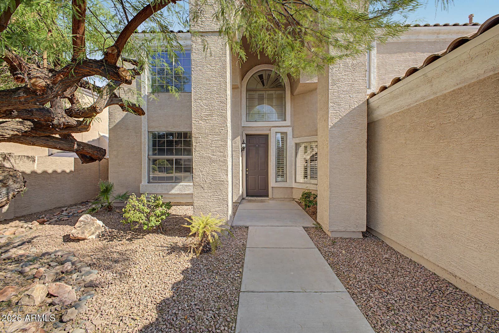 5267 W ANGELA Drive, Glendale, AZ 85308 — photo 6 of 60