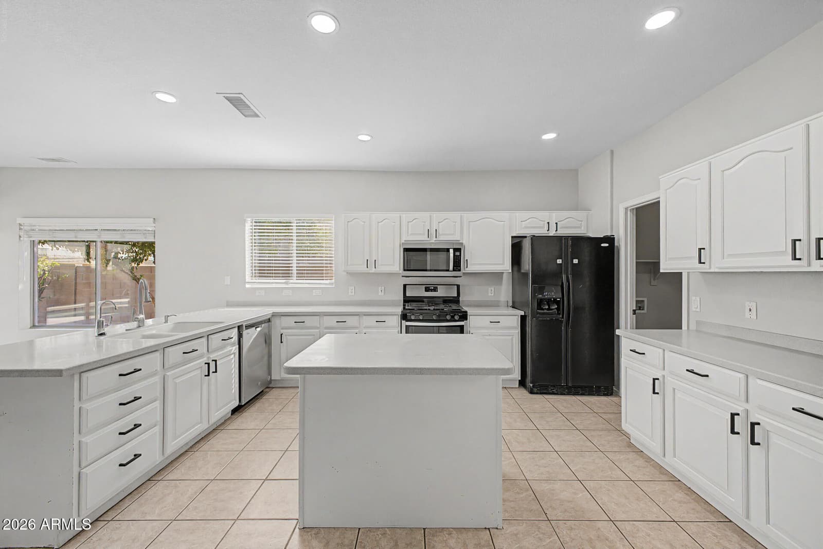 5267 W ANGELA Drive, Glendale, AZ 85308 — photo 19 of 60