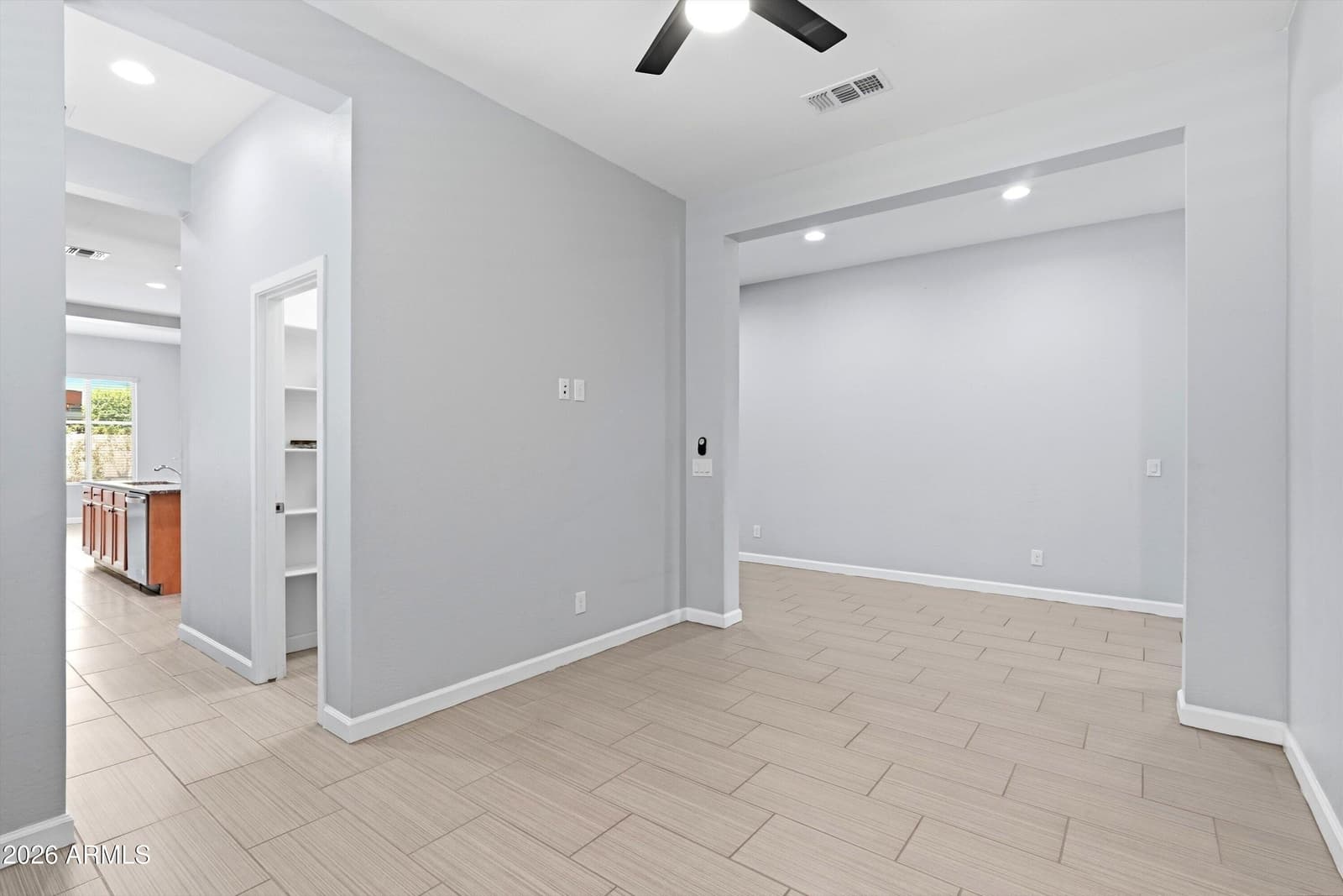 2850 E Spring Wheat Court, Gilbert, AZ 85296 — photo 12 of 85