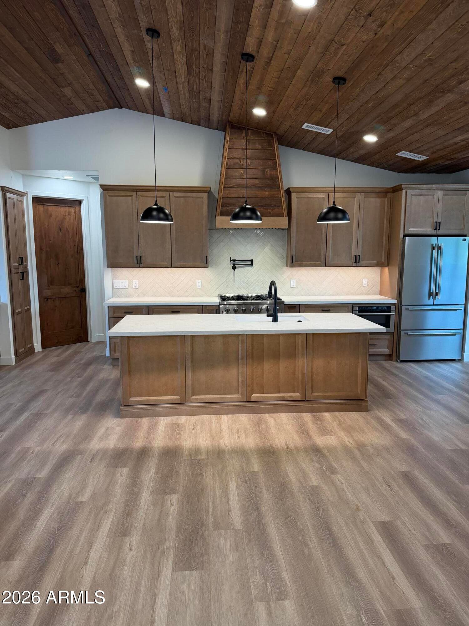 4322 DURANGO Drive, Happy Jack, AZ 86024 — photo 3 of 4