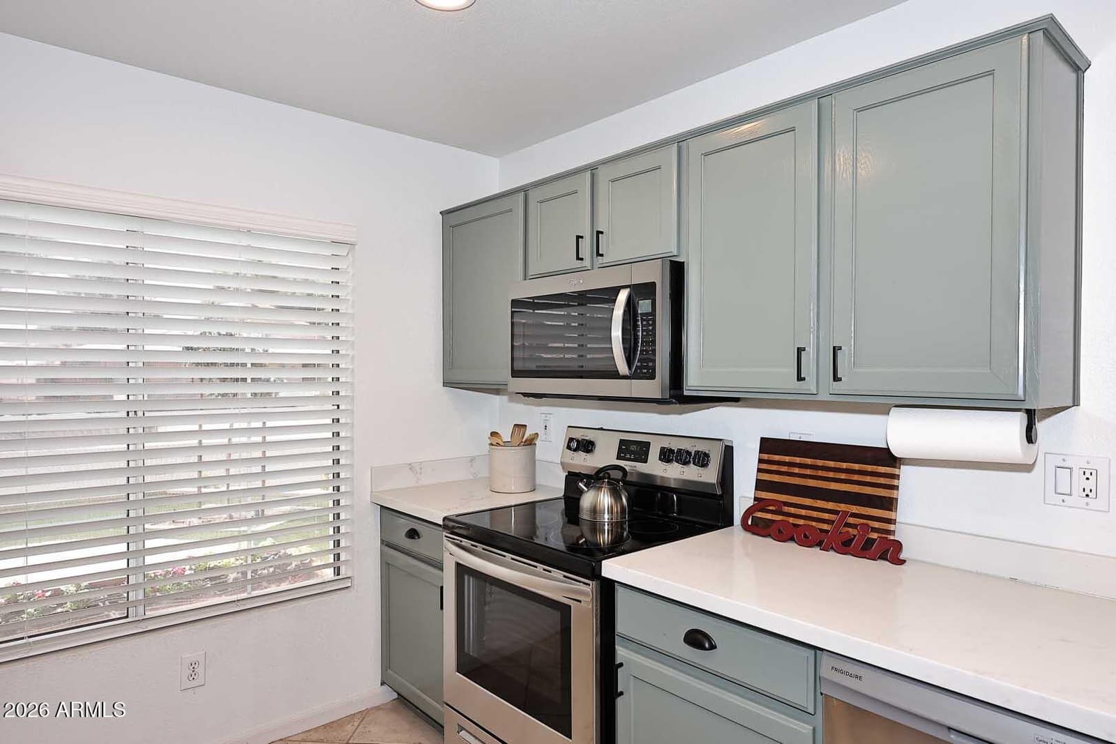 8818 W Melinda Lane, Peoria, AZ 85382 — photo 12 of 55