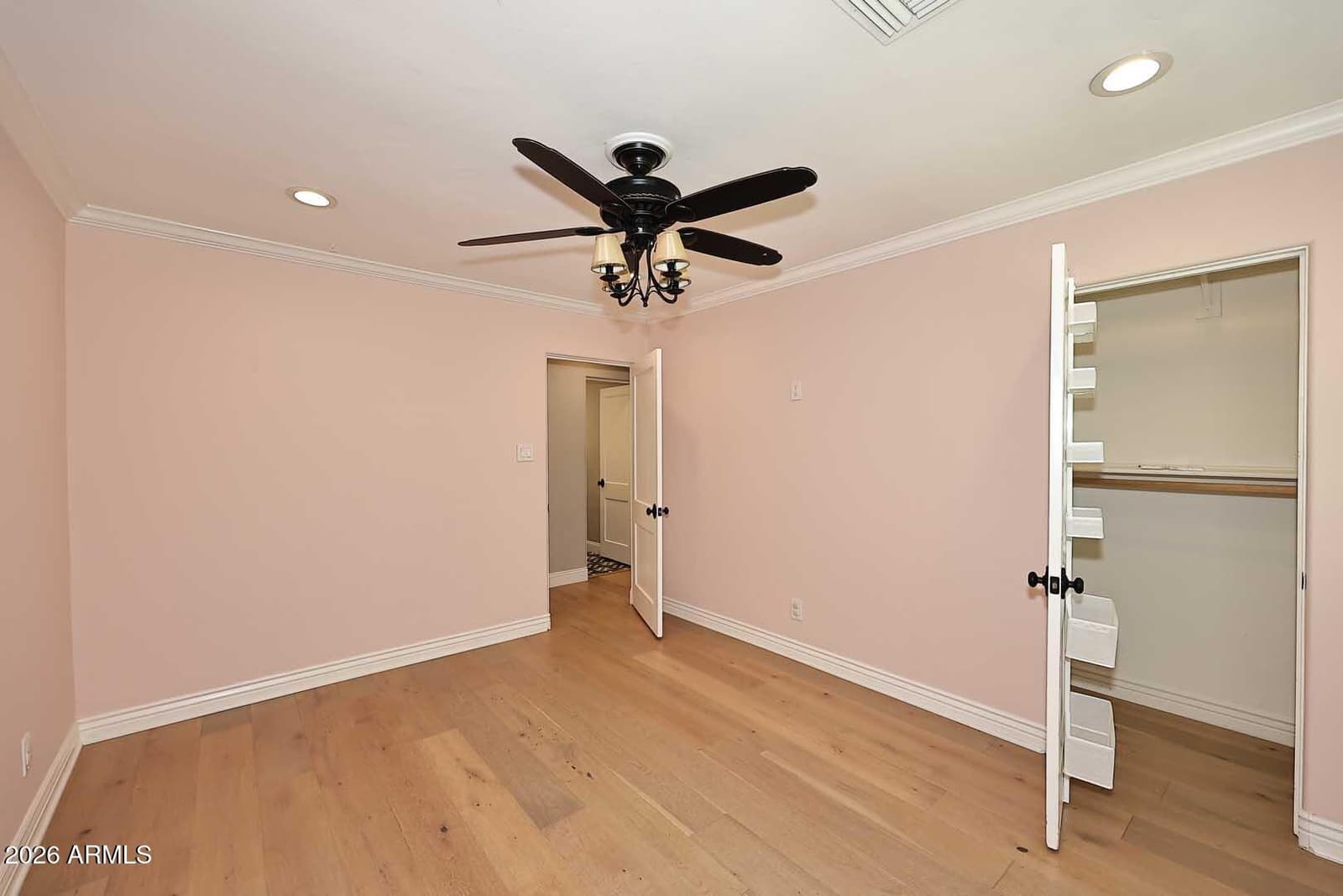 2230 E DEVONSHIRE Avenue, Phoenix, AZ 85016 — photo 19 of 58