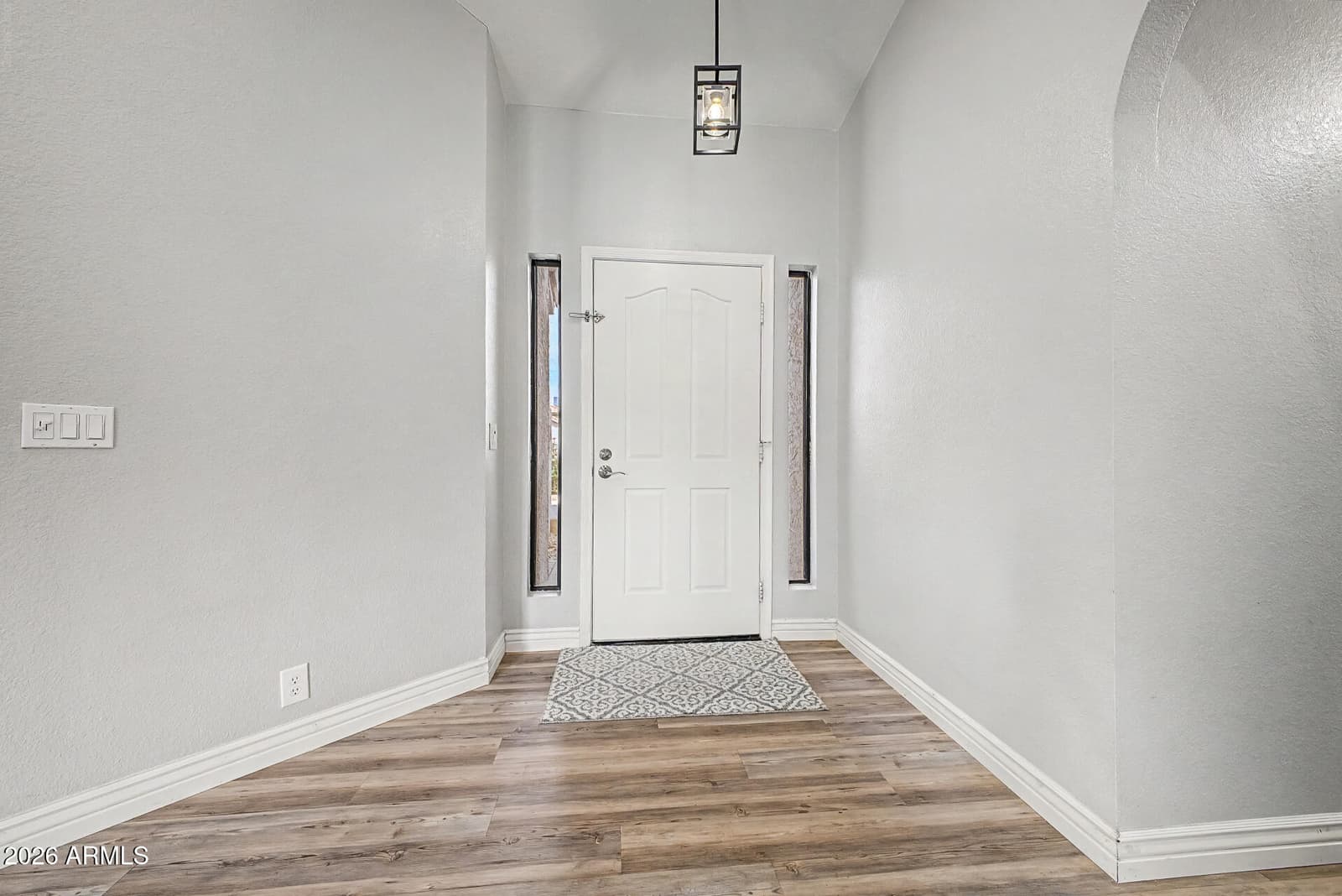 4407 E AMBERWOOD Drive, Phoenix, AZ 85048 — photo 7 of 41