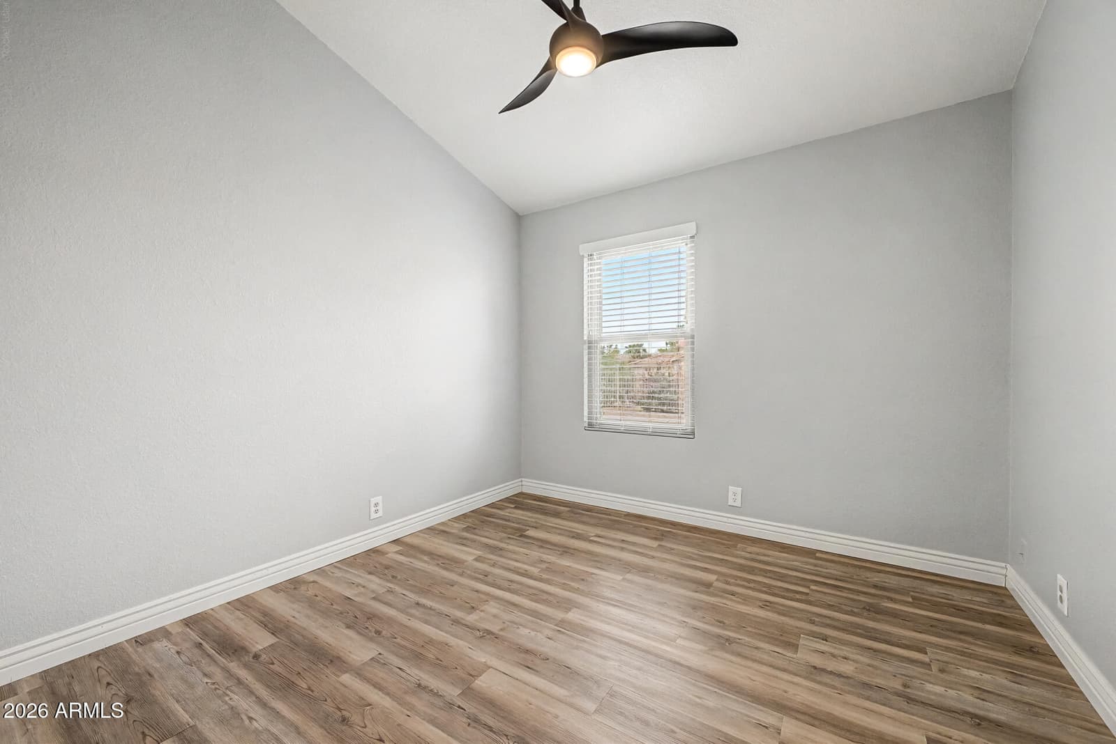4407 E AMBERWOOD Drive, Phoenix, AZ 85048 — photo 27 of 41