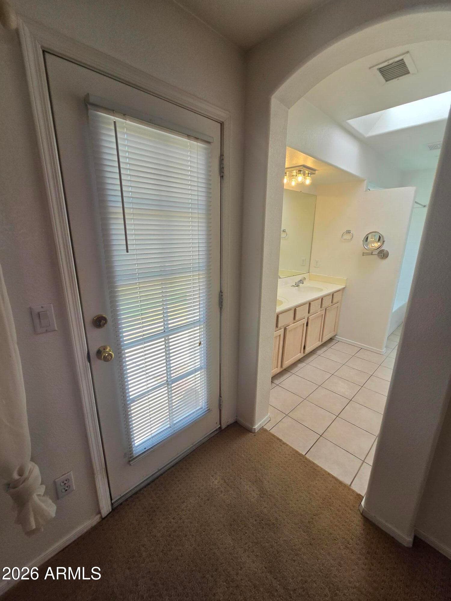 2925 E BLACKHAWK Drive, Phoenix, AZ 85050 — photo 16 of 19