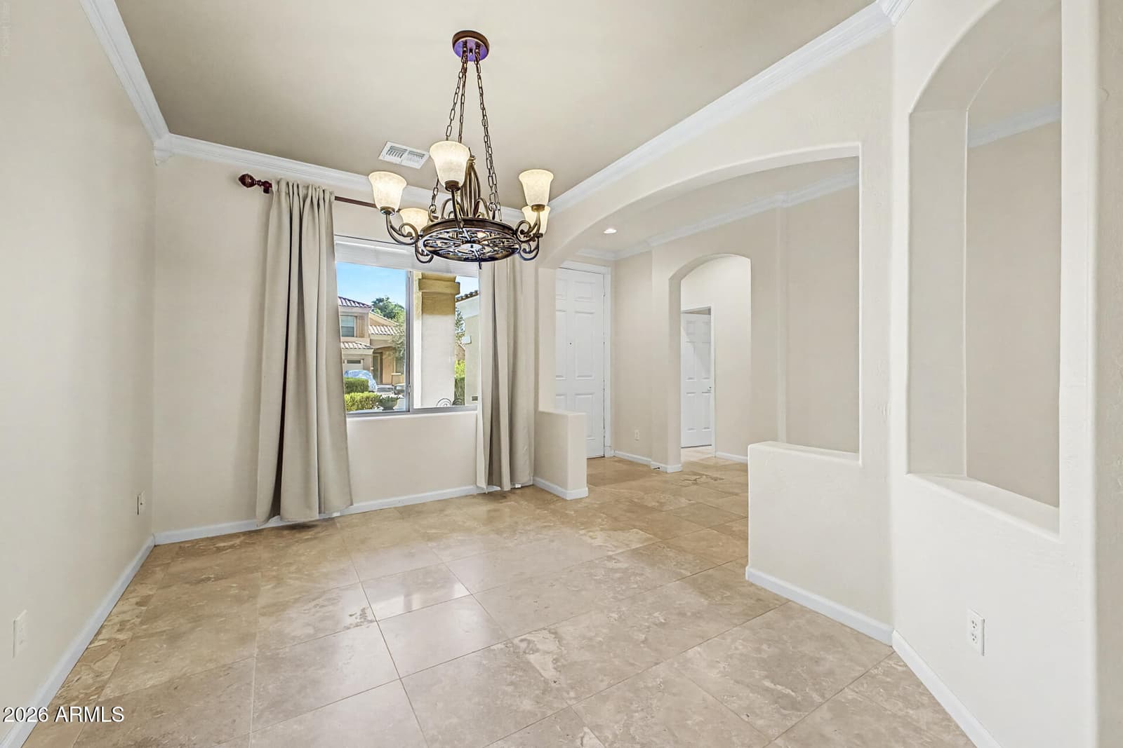 2094 E EBONY Drive, Chandler, AZ 85286 — photo 6 of 43